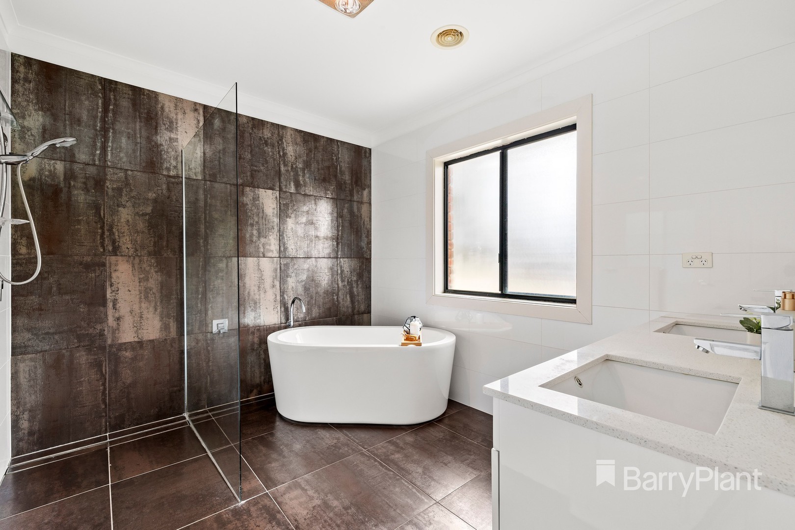 2 Pulford Crescent, Mill Park, VIC 3082, Mill Park - Thumbnail 8