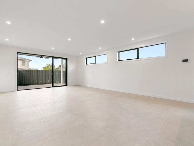 2 Raglan Street, Avondale Heights, VIC 3034, Avondale Heights - Thumbnail 2