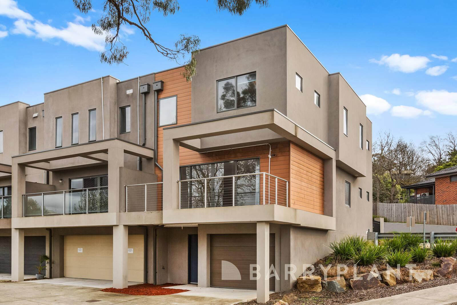 2 Recess Concourse, Mooroolbark, VIC 3138 - Thumbnail 2 - 16/03/2026