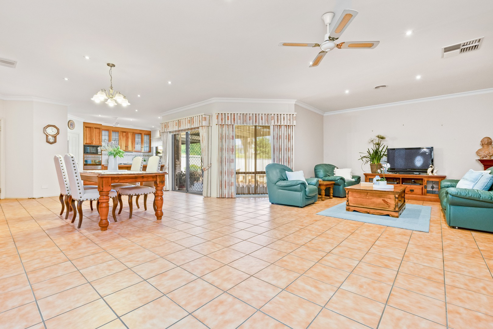 2 Regency Parade, Mildura, VIC 3500, Mildura - Thumbnail 3