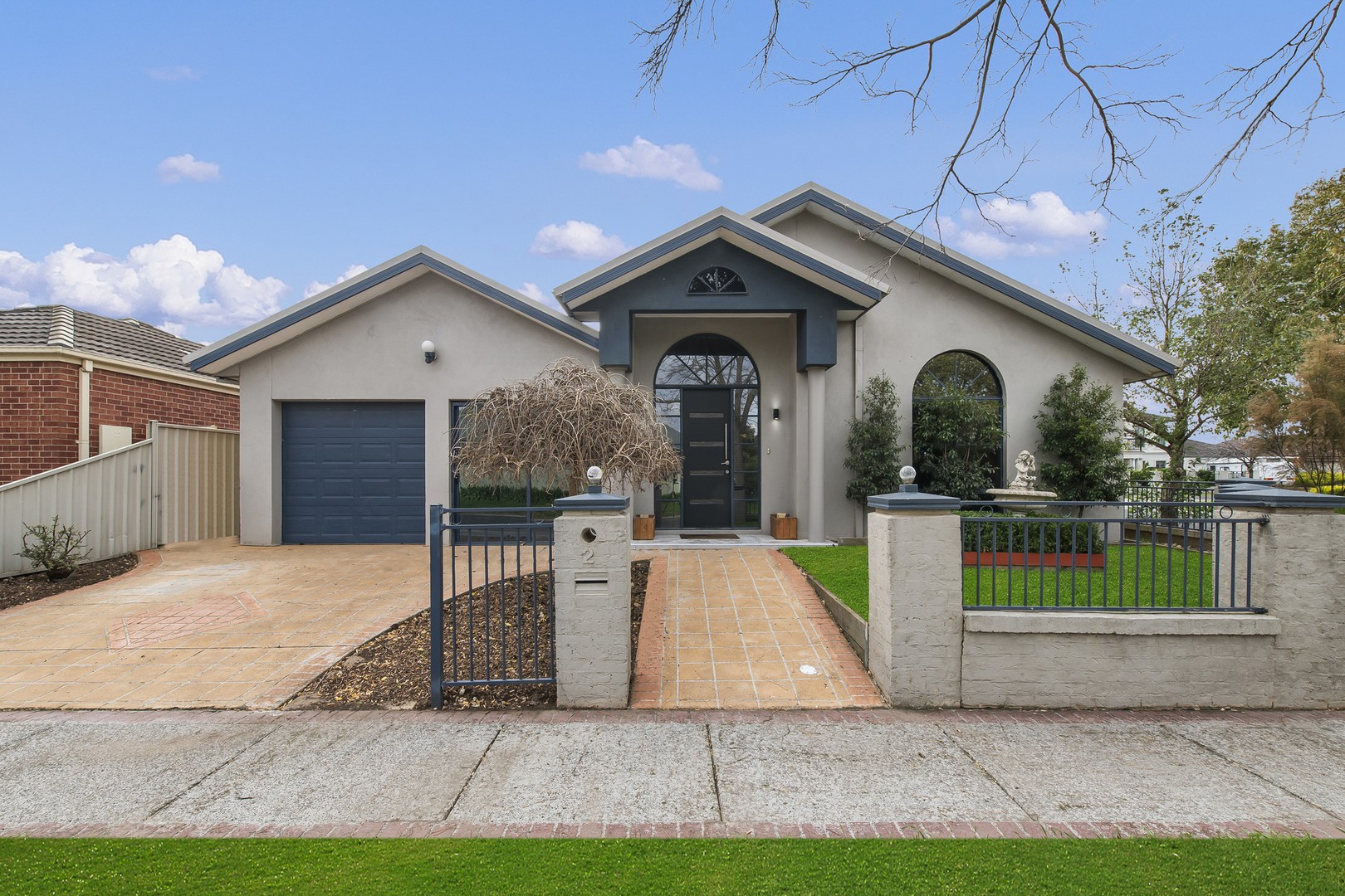 2 Reigate Street, Caroline Springs, VIC 3023, Caroline Springs - Thumbnail 2
