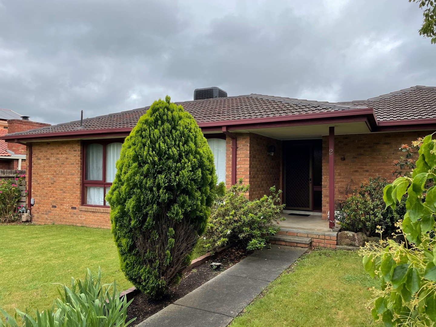 2 Reita Avenue, Wantirna South, VIC 3152 - Thumbnail 1 - 02/01/2024