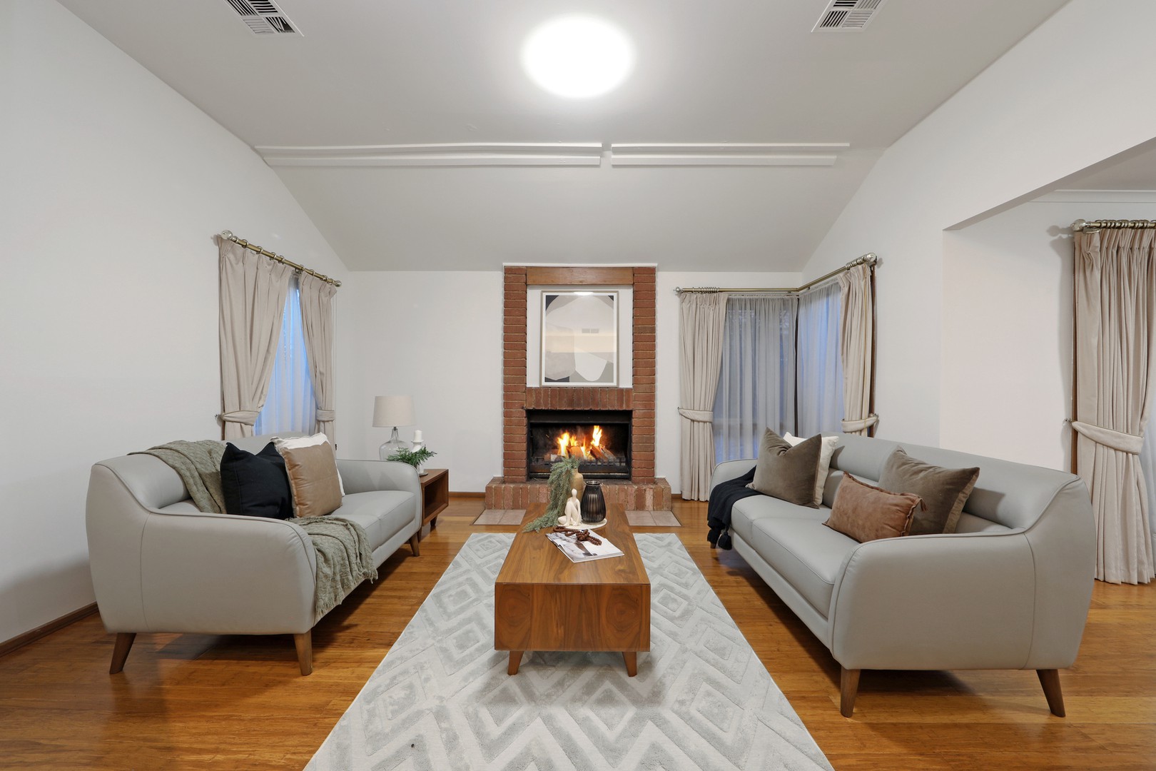 2 Rigby Mews, Rowville, VIC 3178, Rowville - Thumbnail 3