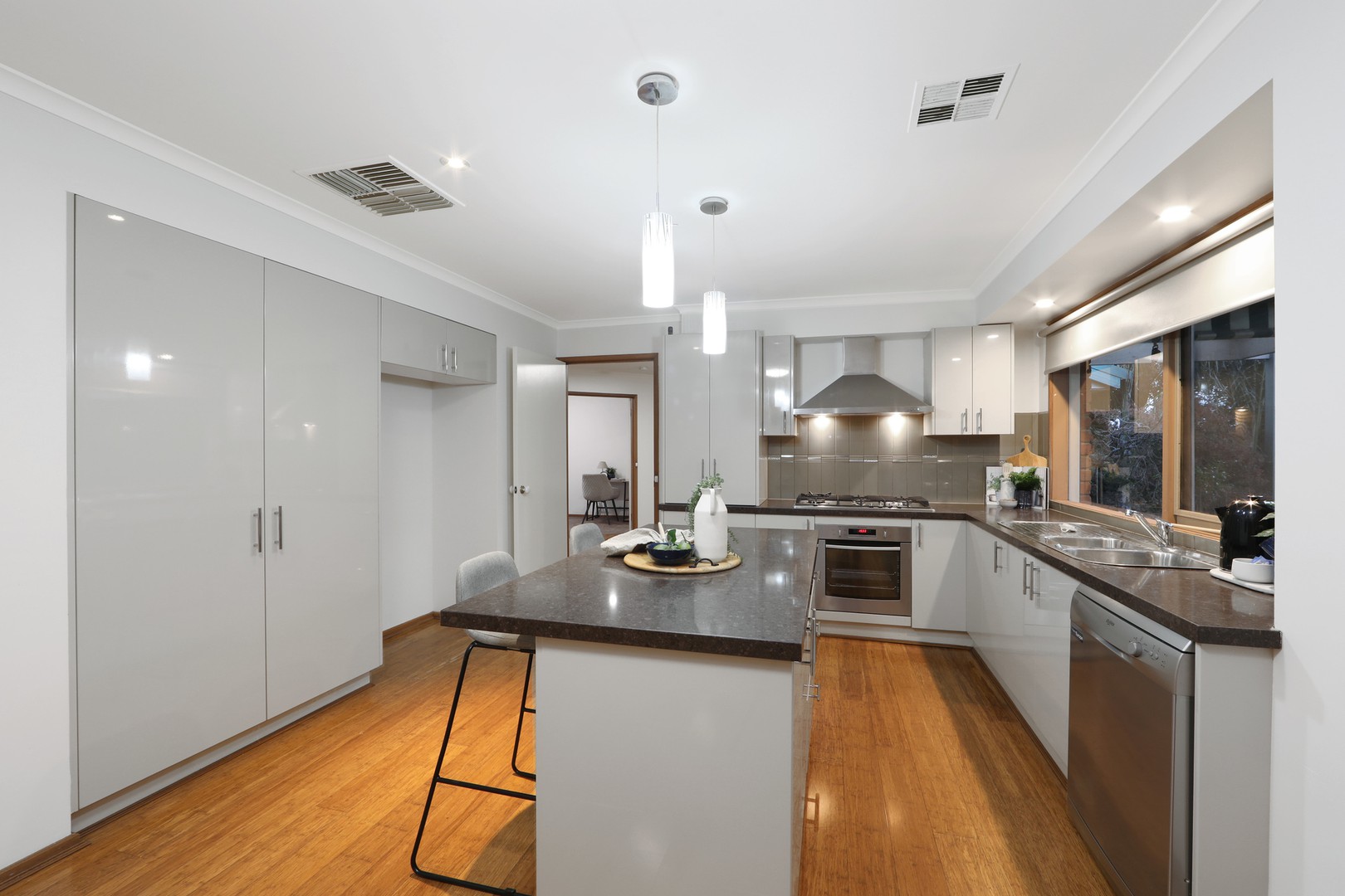 2 Rigby Mews, Rowville, VIC 3178, Rowville - Thumbnail 6