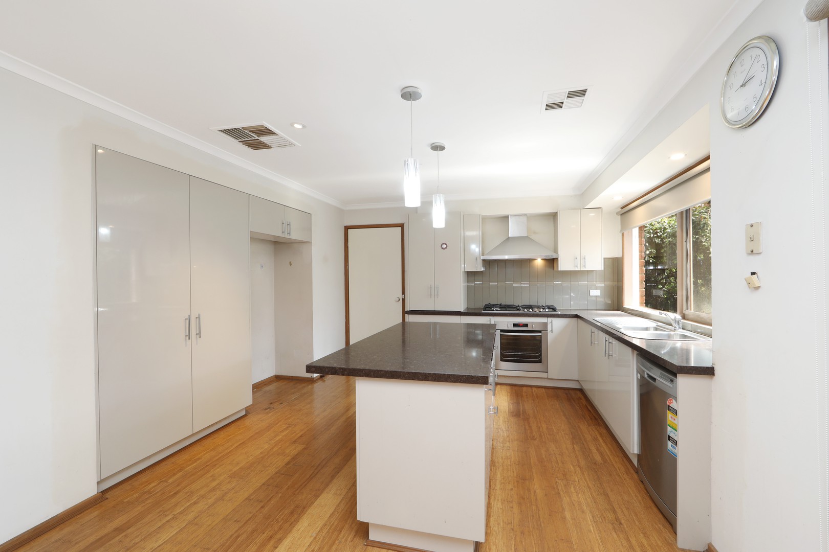 2 Rigby Mews, Rowville, VIC 3178, Rowville - Thumbnail 3