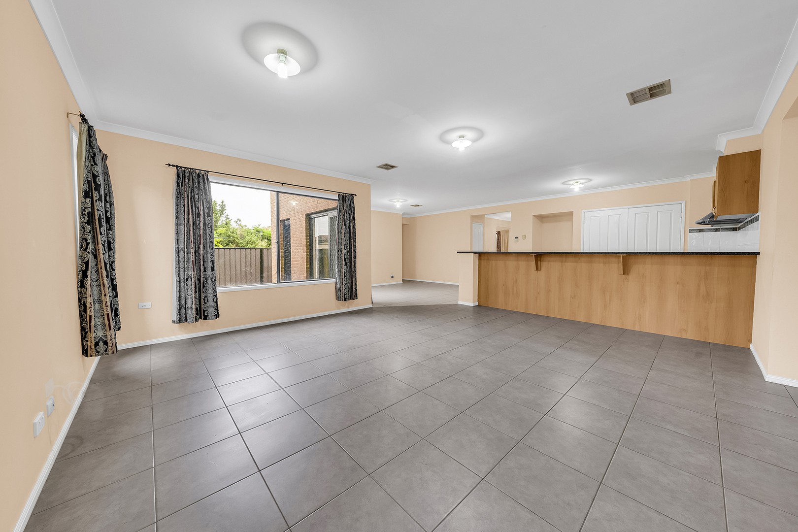 2 Ripley Close, Derrimut, VIC 3026, Derrimut - Thumbnail 2