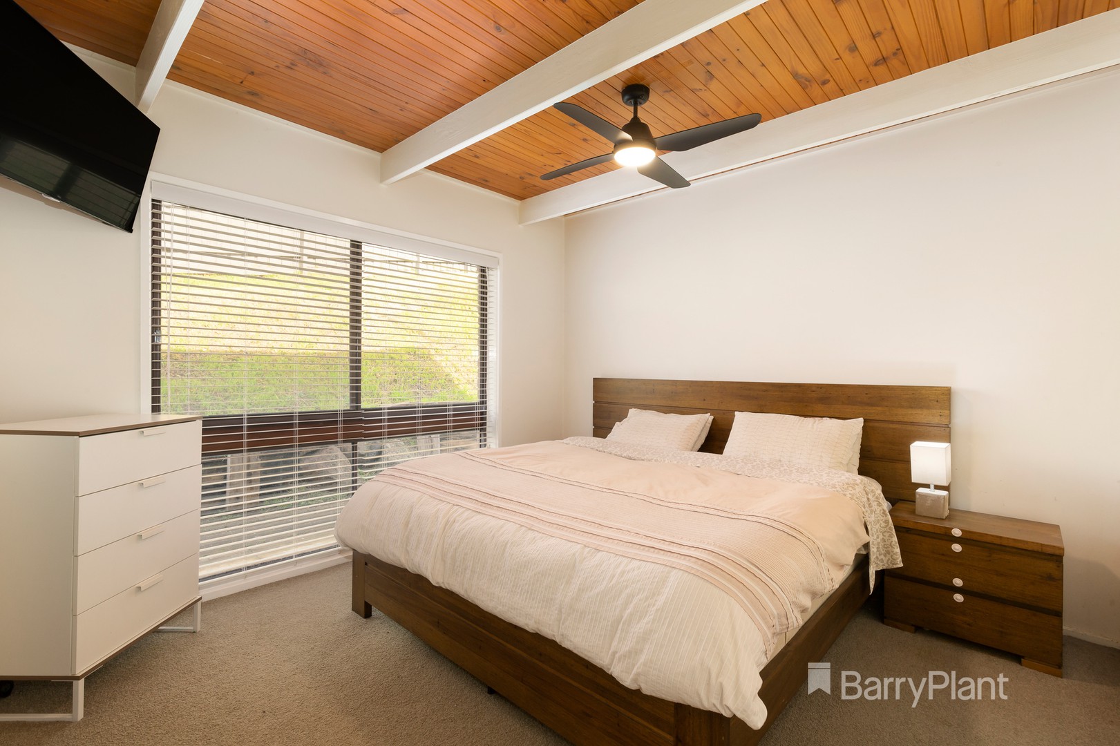 2 Ripon  CloseDiamond Creek, VIC 3089  - Leased, Diamond Creek - Thumbnail 5