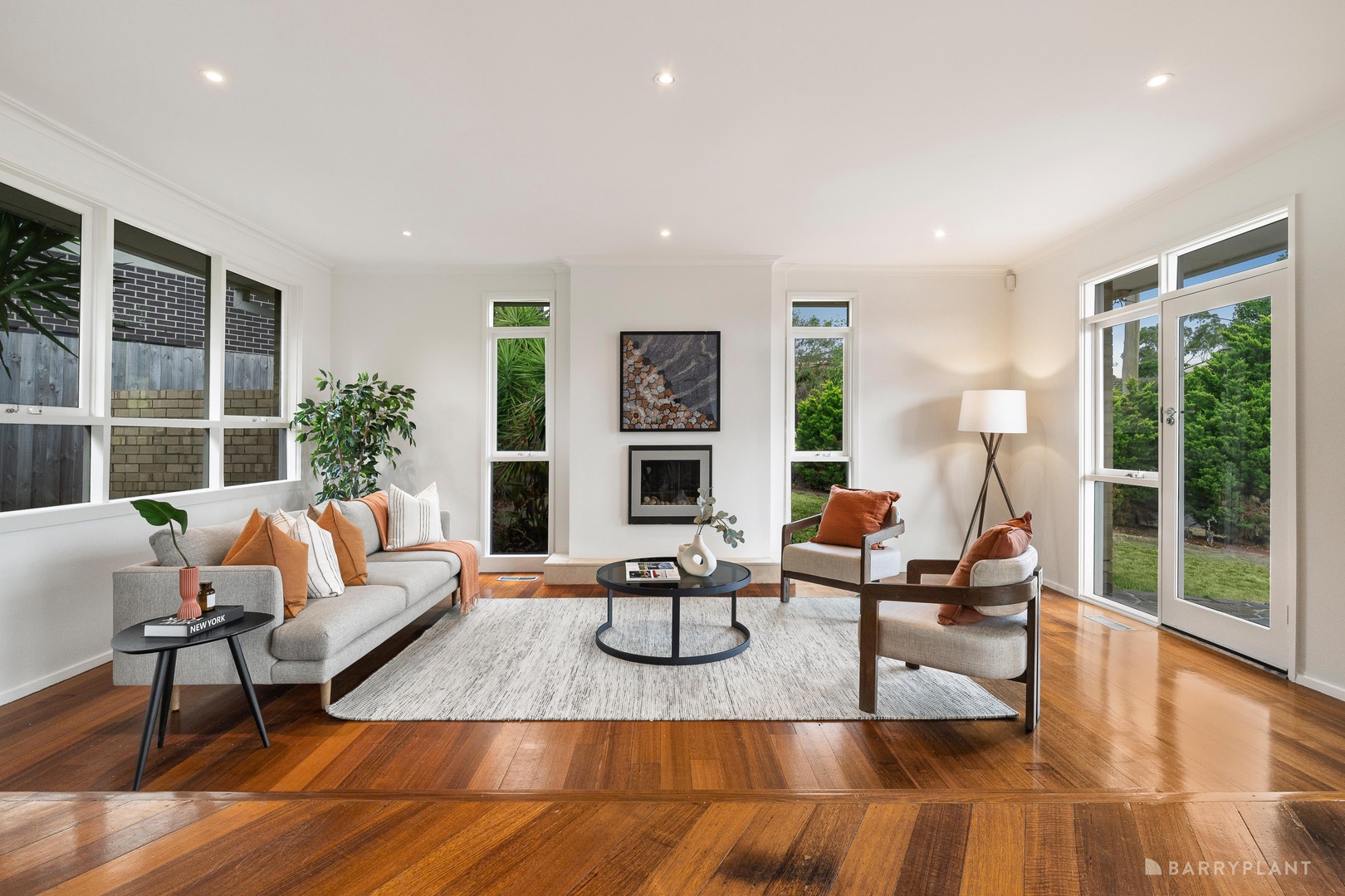 2 Riviera Avenue, Doncaster, VIC 3108 - Thumbnail 2 - 30/01/2026