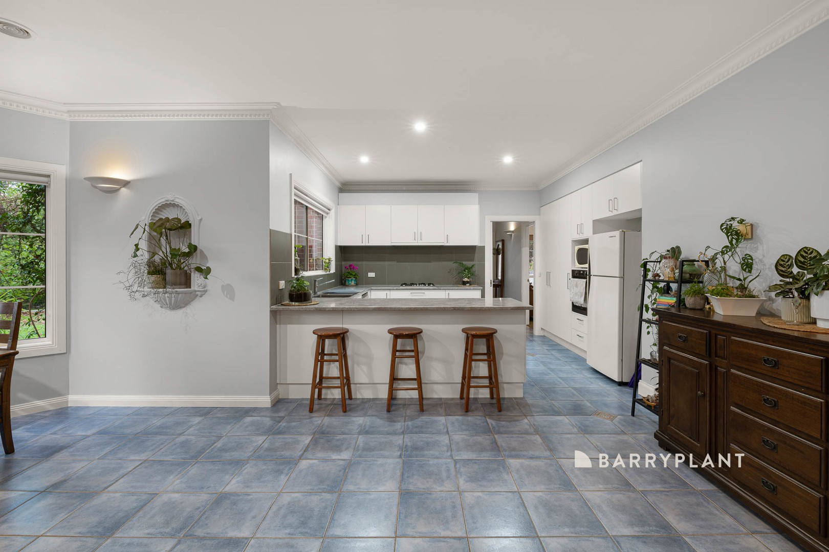 2 Robin Hood Way, Drouin, VIC 3818, Drouin - Thumbnail 5
