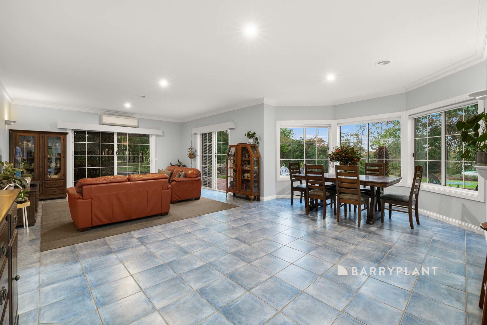 2 Robin Hood Way, Drouin, VIC 3818, Drouin - Thumbnail 6