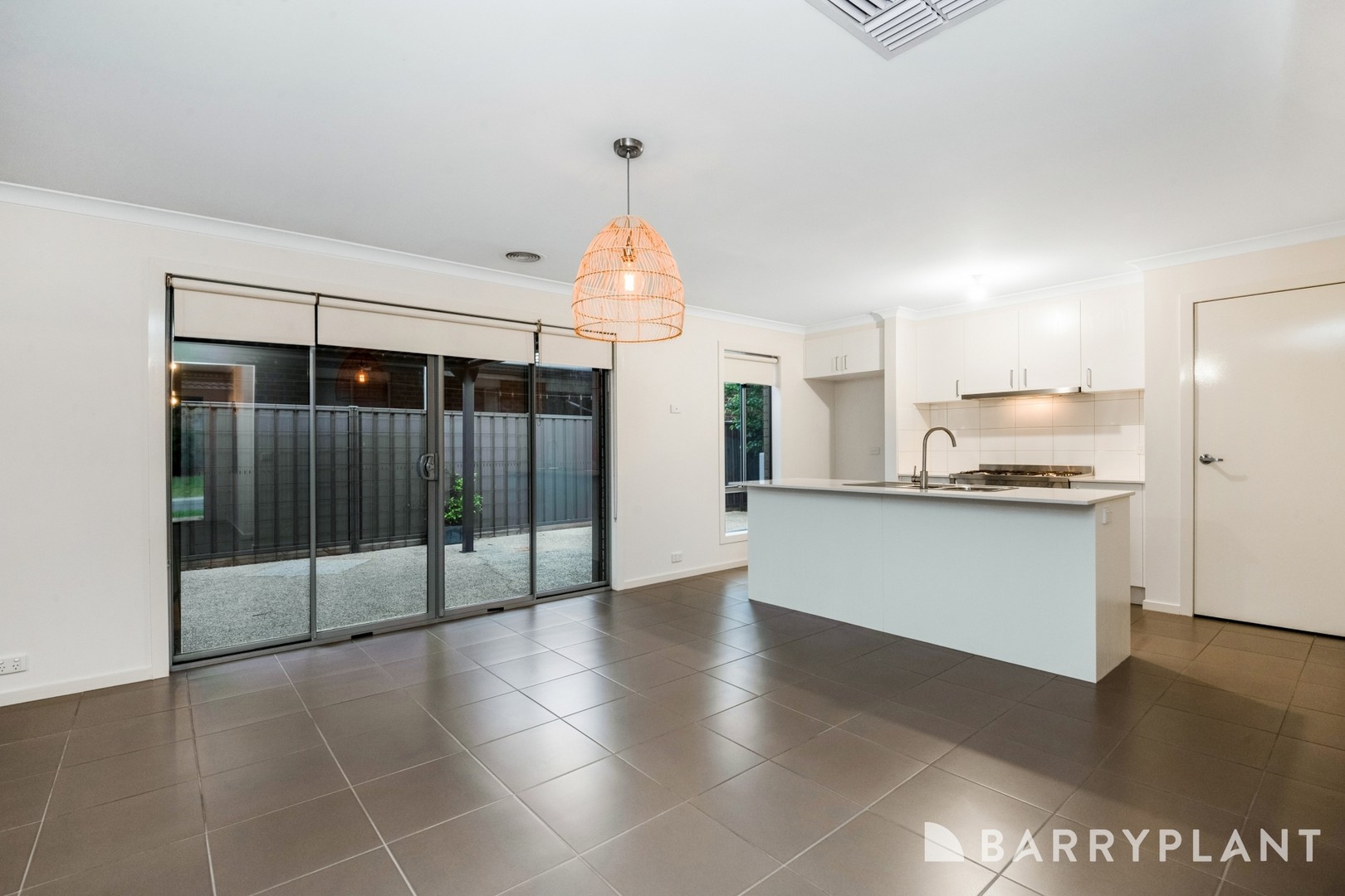 2 Roper Terrace, Epsom, VIC 3551, Epsom - Thumbnail 4