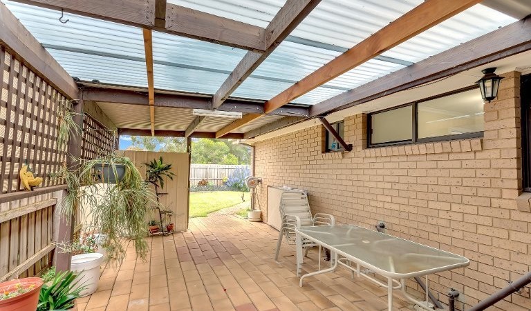 2 Rosina Drive, Melton West, VIC 3337 - Thumbnail 1 - 20/04/2022