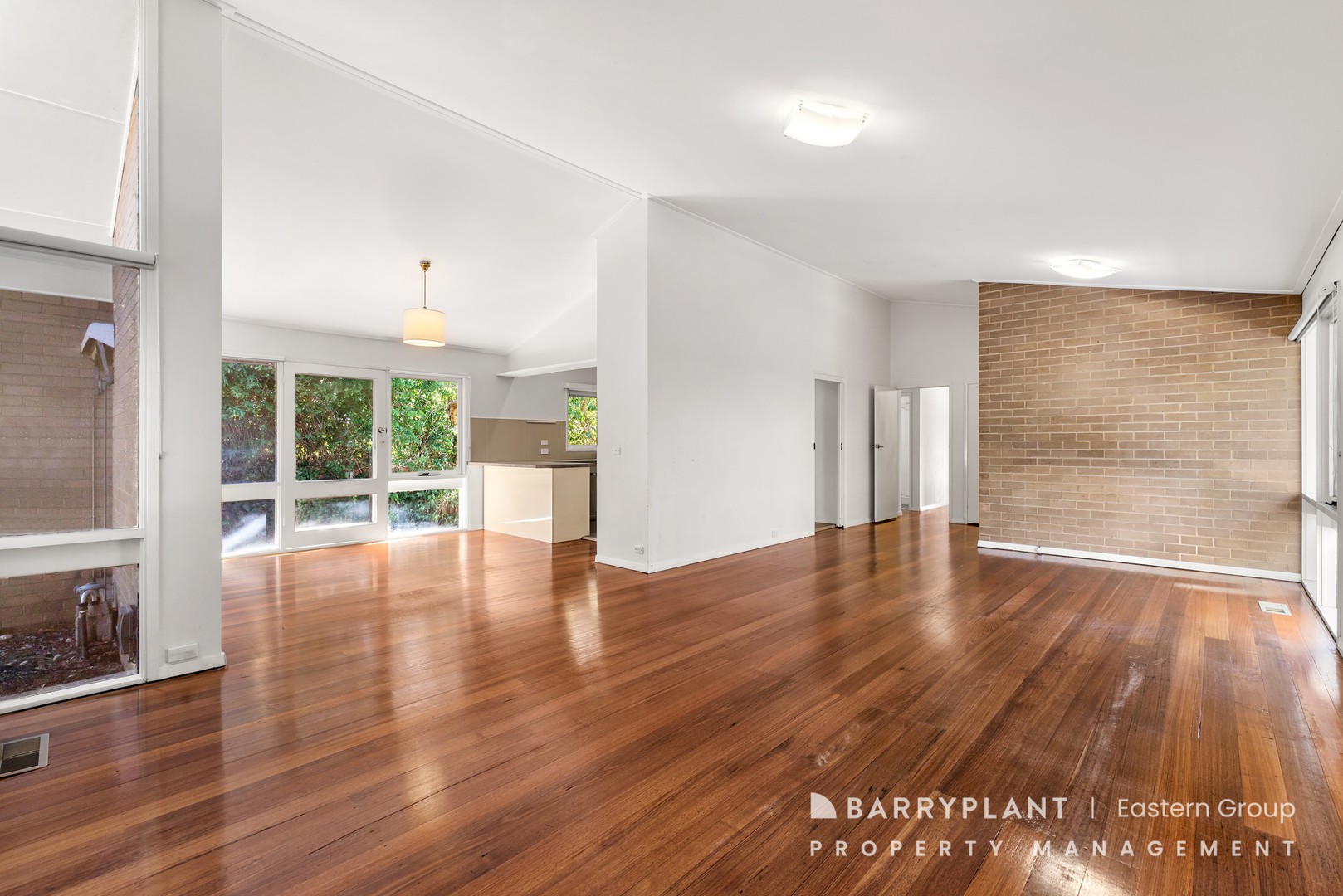 2 Rowallan Court, Doncaster East, VIC 3109, Doncaster East - Thumbnail 2