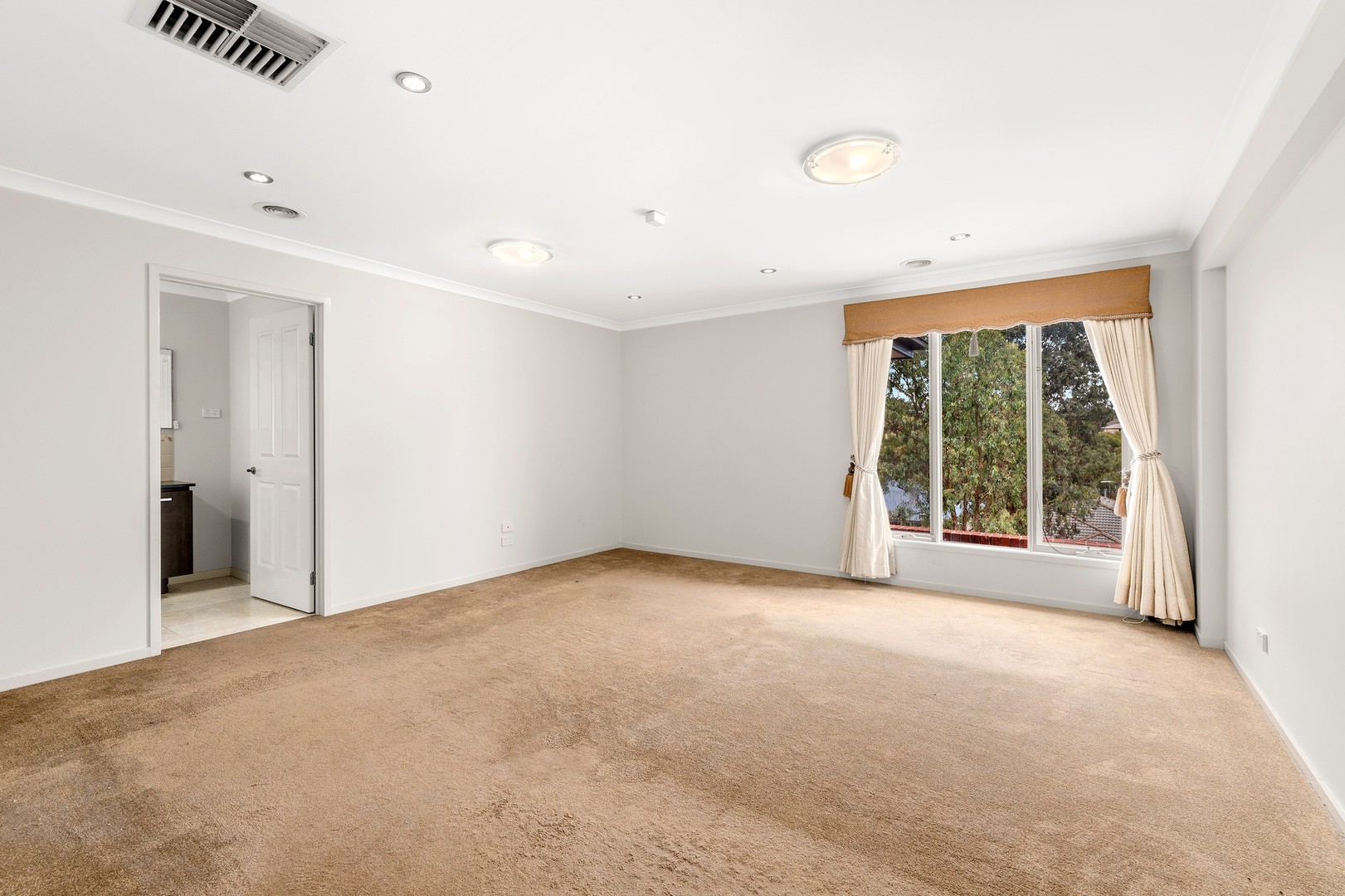 2 Sanctuary  CourtDiamond Creek, VIC 3089  - Leased, Diamond Creek - Thumbnail 5