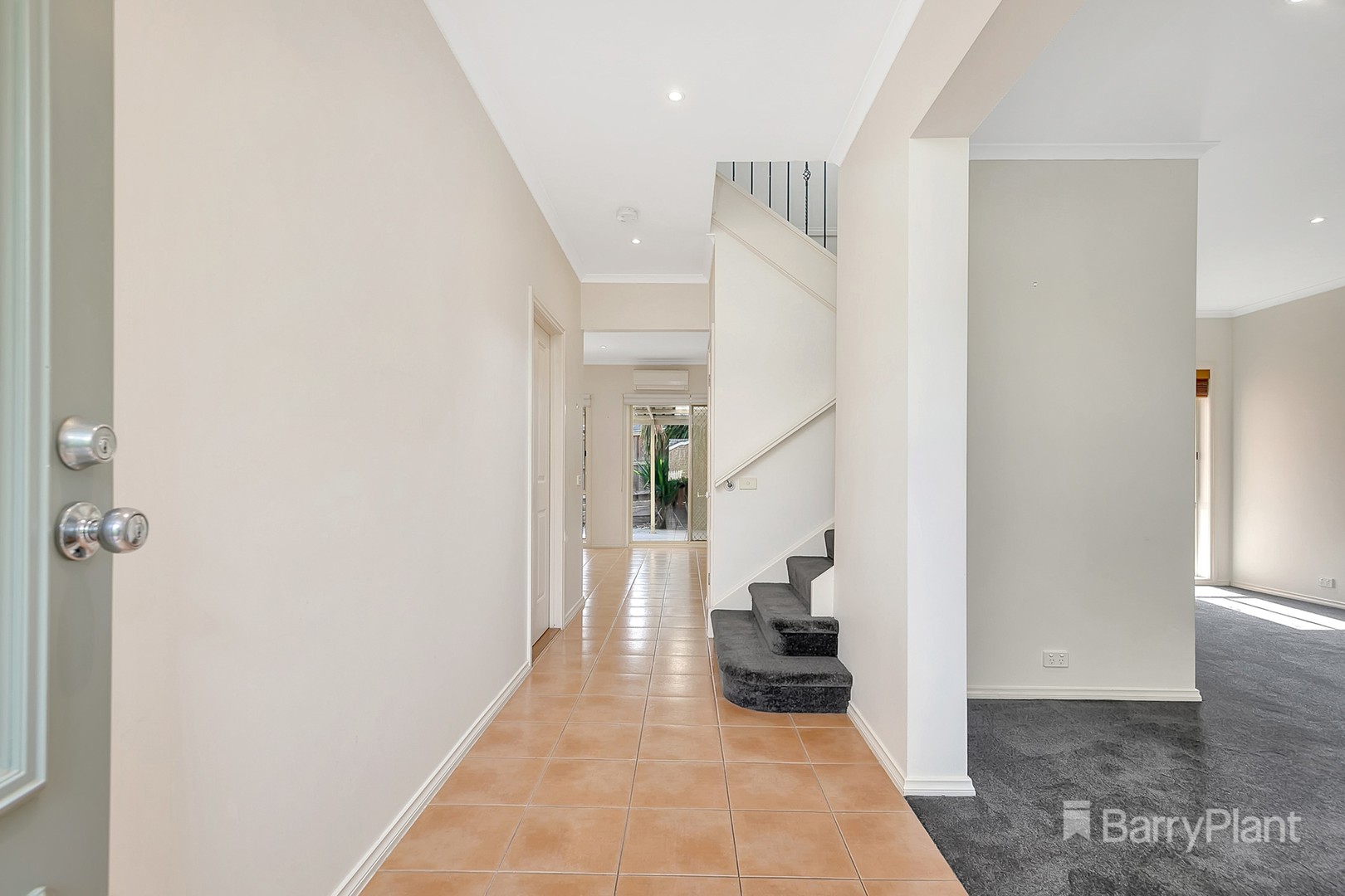 2 Sanderling Avenue, South Morang, VIC 3752, South Morang - Thumbnail 2
