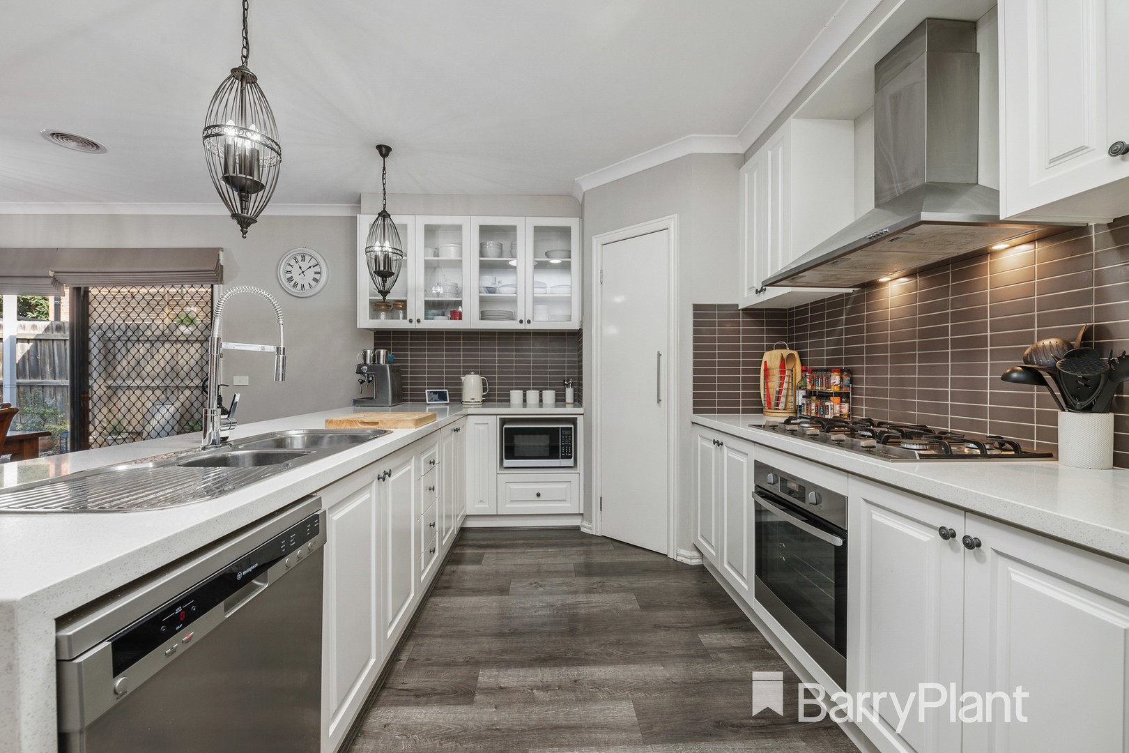 2 Simmons Drive, Bacchus Marsh, VIC 3340, Bacchus Marsh - Thumbnail 2