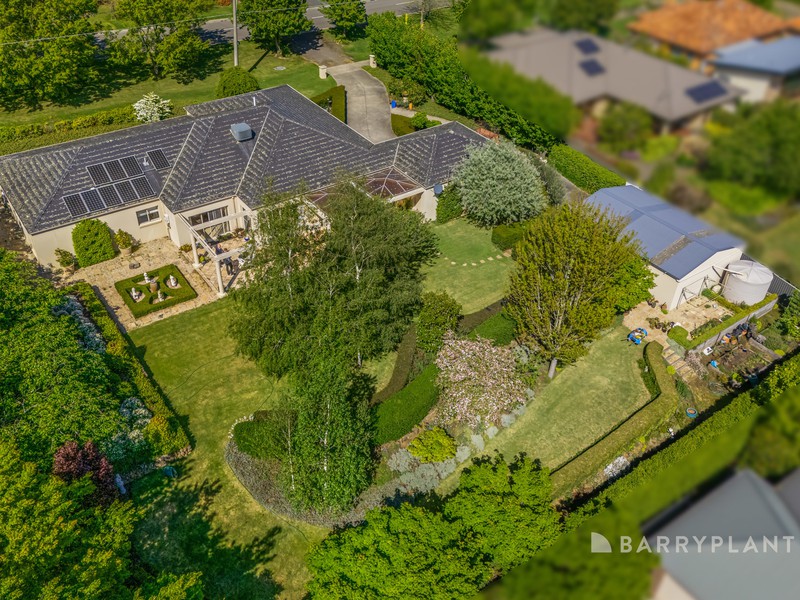 2 Simpson Street, Buninyong, VIC 3357 - Image - 07/10/2024