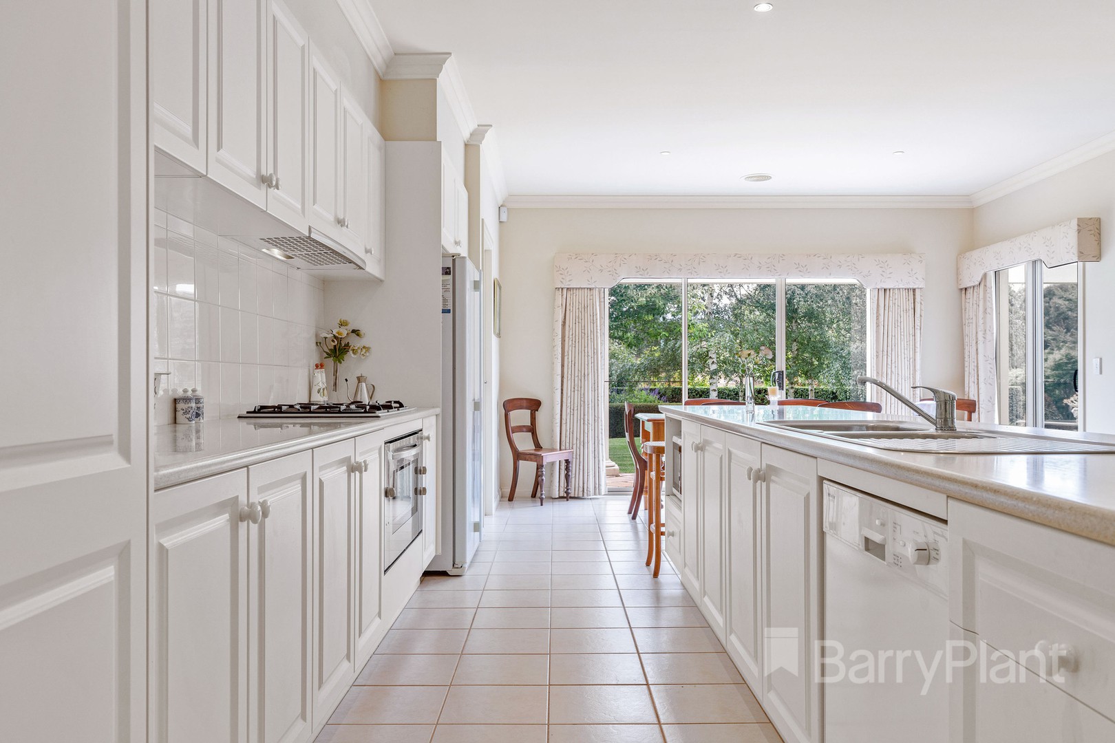 2 Simpson Street, Buninyong, VIC 3357, Buninyong - Thumbnail 6