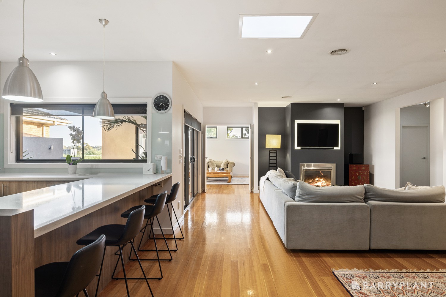 2 Sophie Place, Greensborough, VIC 3088 - Thumbnail 2 - 24/01/2026