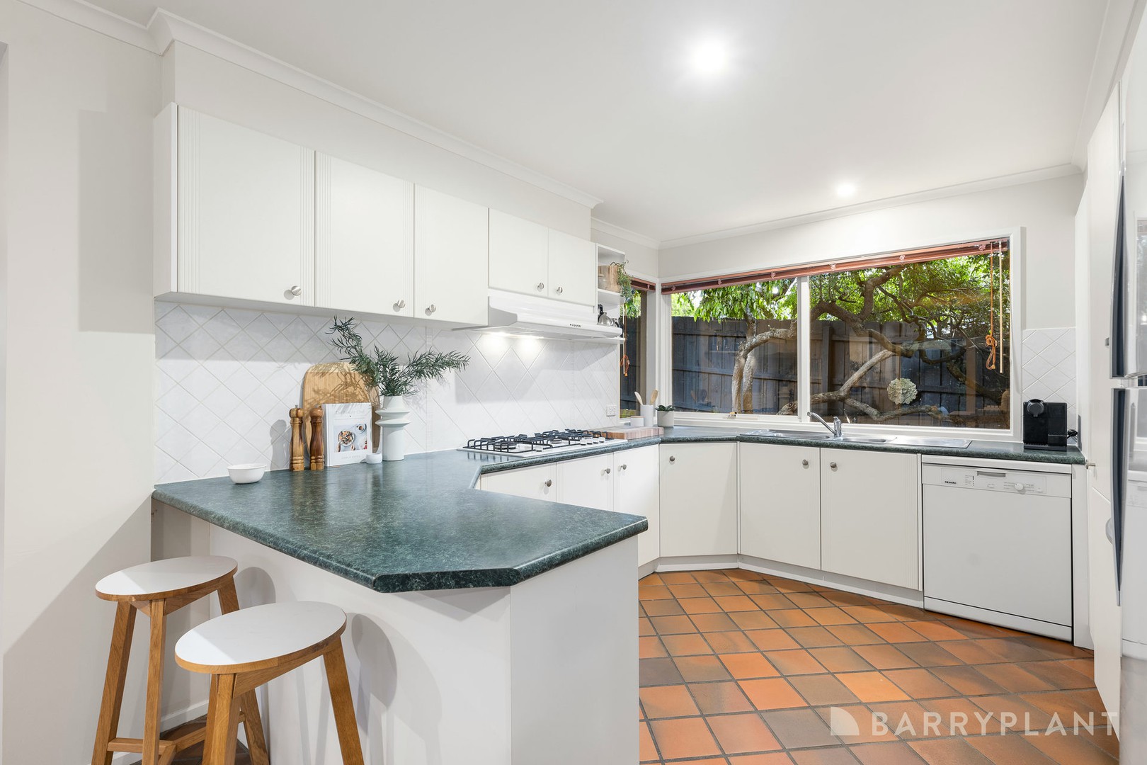 2 Strathbogie Court, Kilsyth, VIC 3137, Kilsyth - Thumbnail 5
