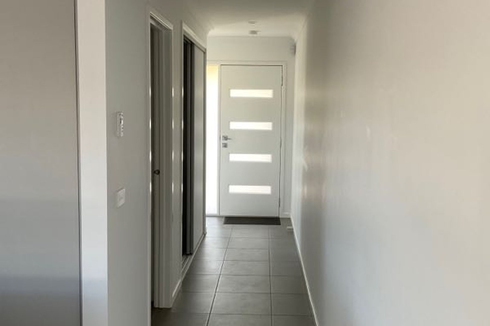 2 Stroll Lane, Fraser Rise, VIC 3336 - Thumbnail 1 - 05/10/2026