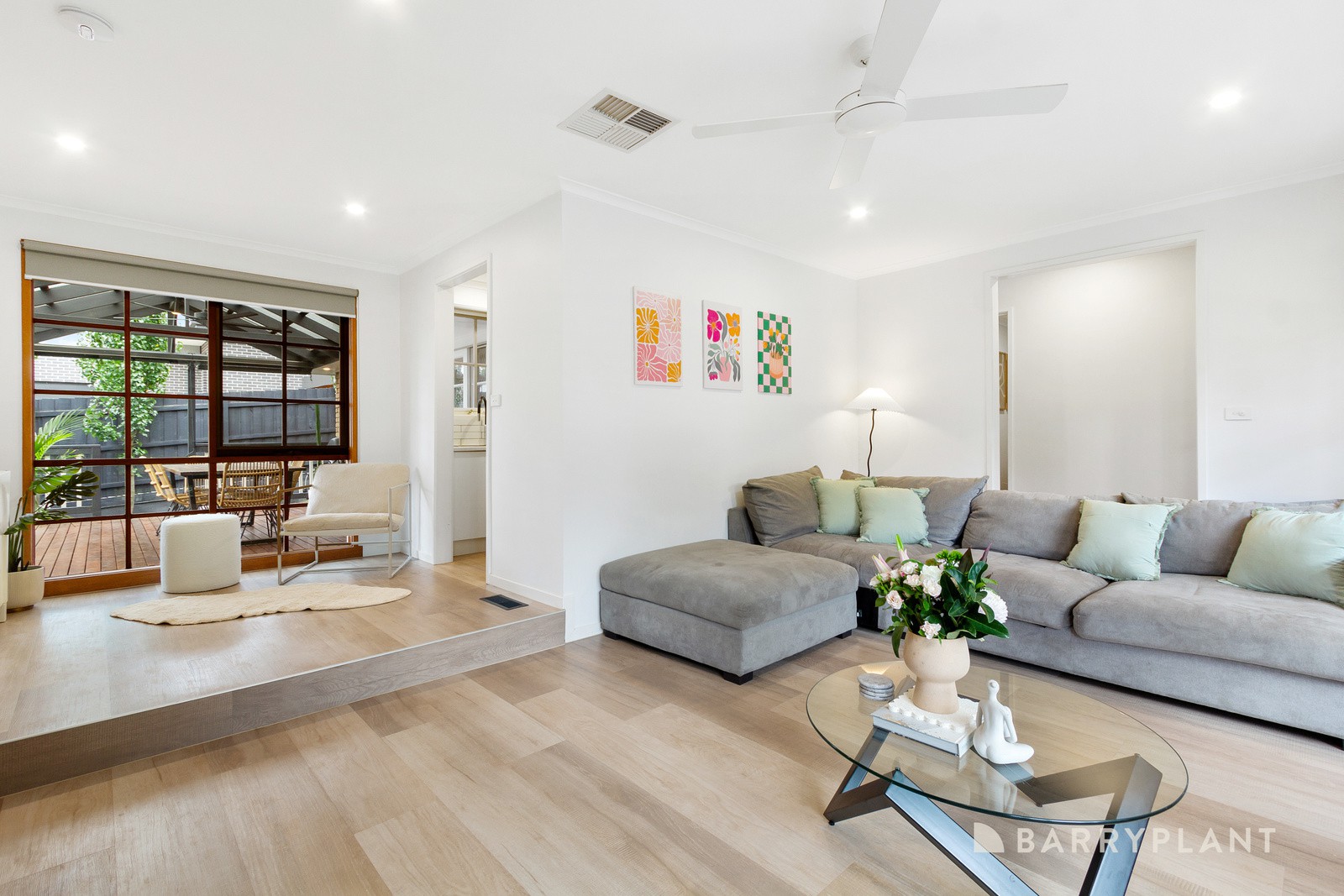 2 Sunburst Court, Mooroolbark, VIC 3138 - Thumbnail 2 - 01/05/2025