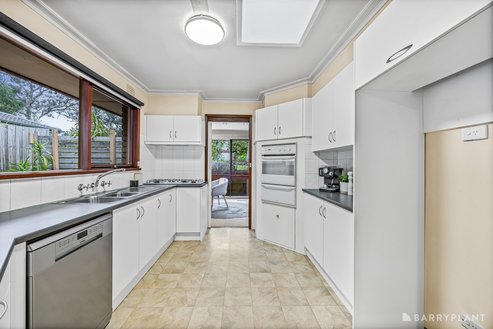 2 Sunset Drive, Heathmont, VIC 3135, Heathmont - Thumbnail 5