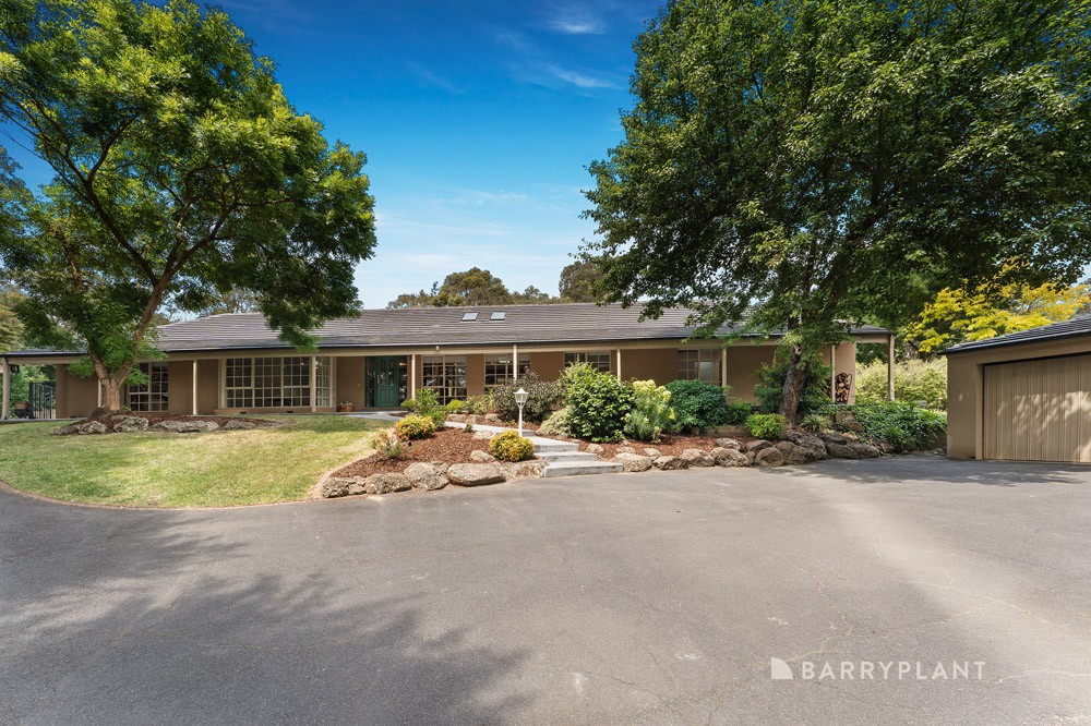 2 Swansfield Court, Warrandyte, VIC 3113, Warrandyte - Thumbnail 2