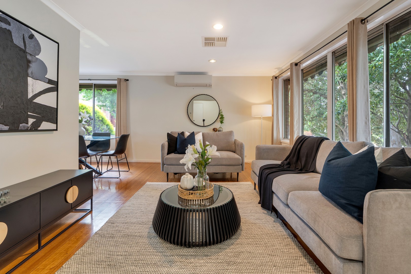 2 Taunton Place, Gladstone Park, VIC 3043, Gladstone Park - Thumbnail 2