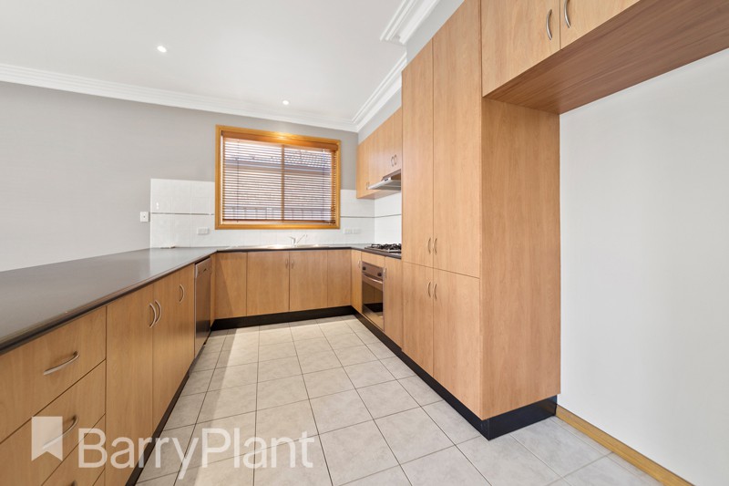 2 Taylors CourtCaroline Springs, VIC 3023  - Leased, Caroline Springs - Thumbnail 2