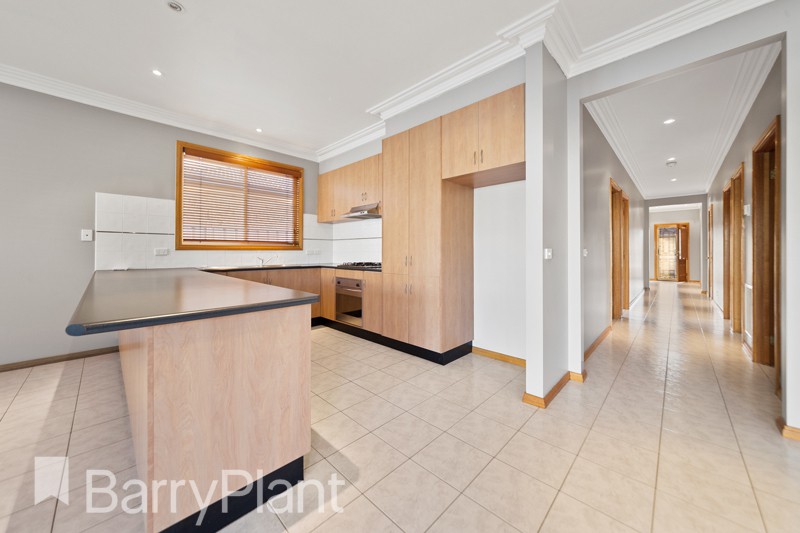 2 Taylors CourtCaroline Springs, VIC 3023  - Leased, Caroline Springs - Thumbnail 3