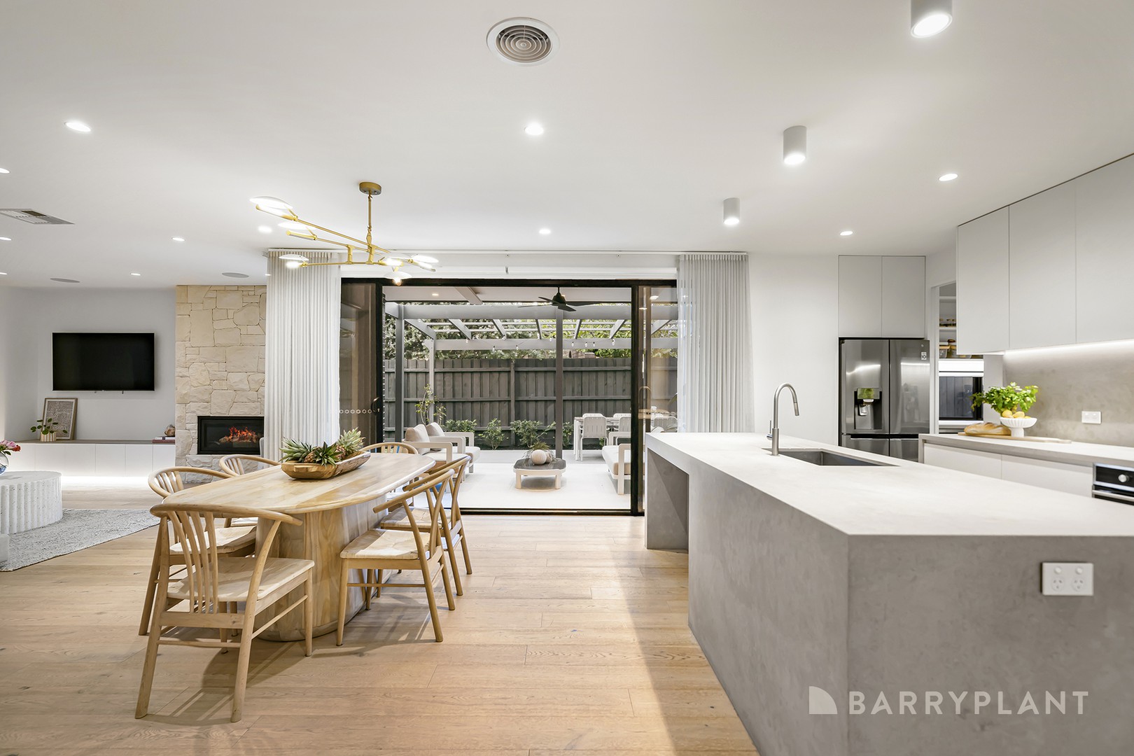 2 Terra Rossa Court, Mooroolbark, VIC 3138, Mooroolbark - Thumbnail 4