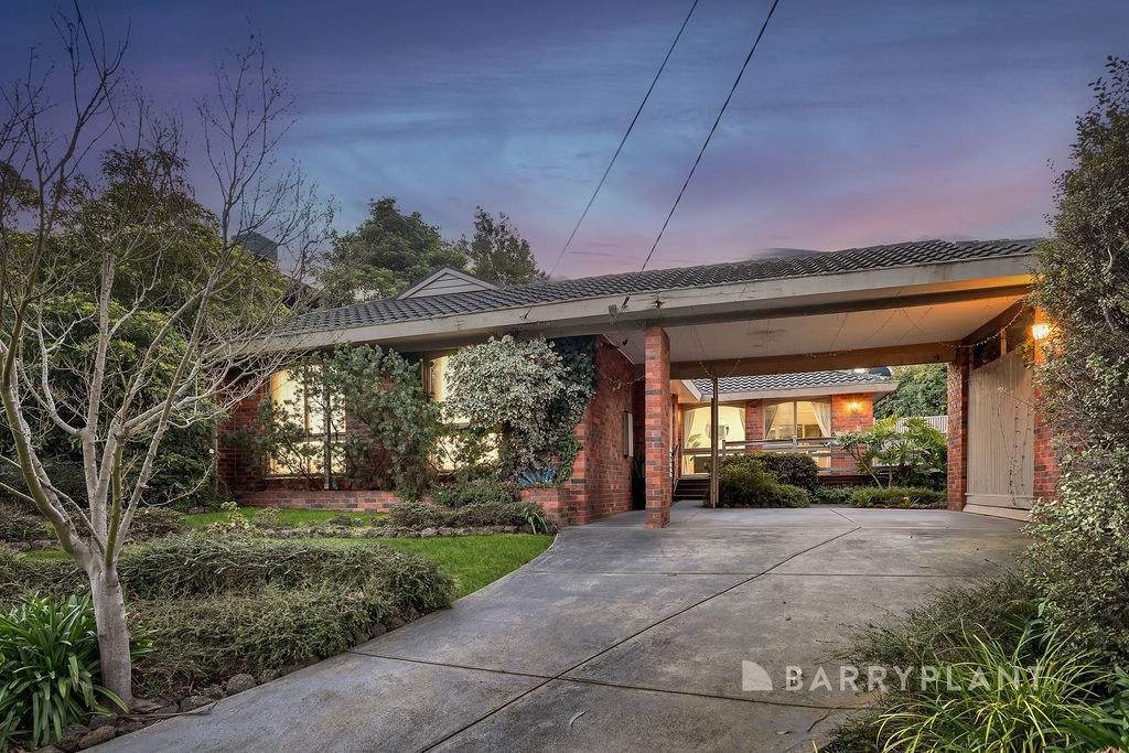 2 The Glade, Wheelers Hill, VIC 3150 - Thumbnail 2 - 14/08/2024