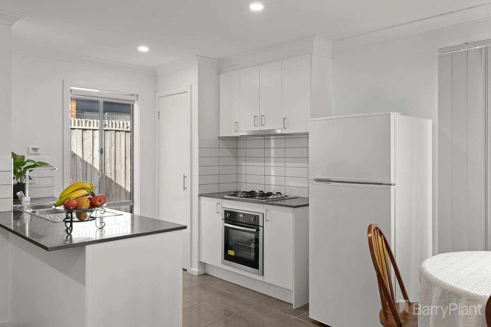 2 The Oaks Avenue, Pakenham, VIC 3810, Pakenham - Thumbnail 6