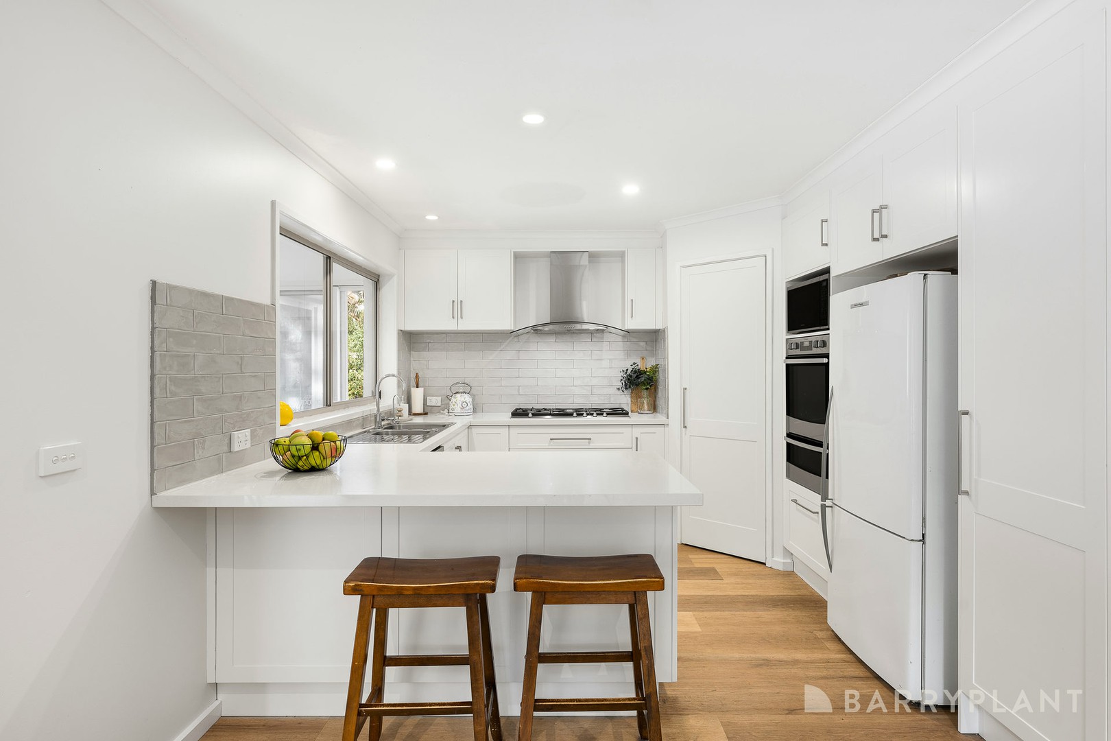 2 The Place, Croydon South, VIC 3136 - Thumbnail 2 - 29/04/2025