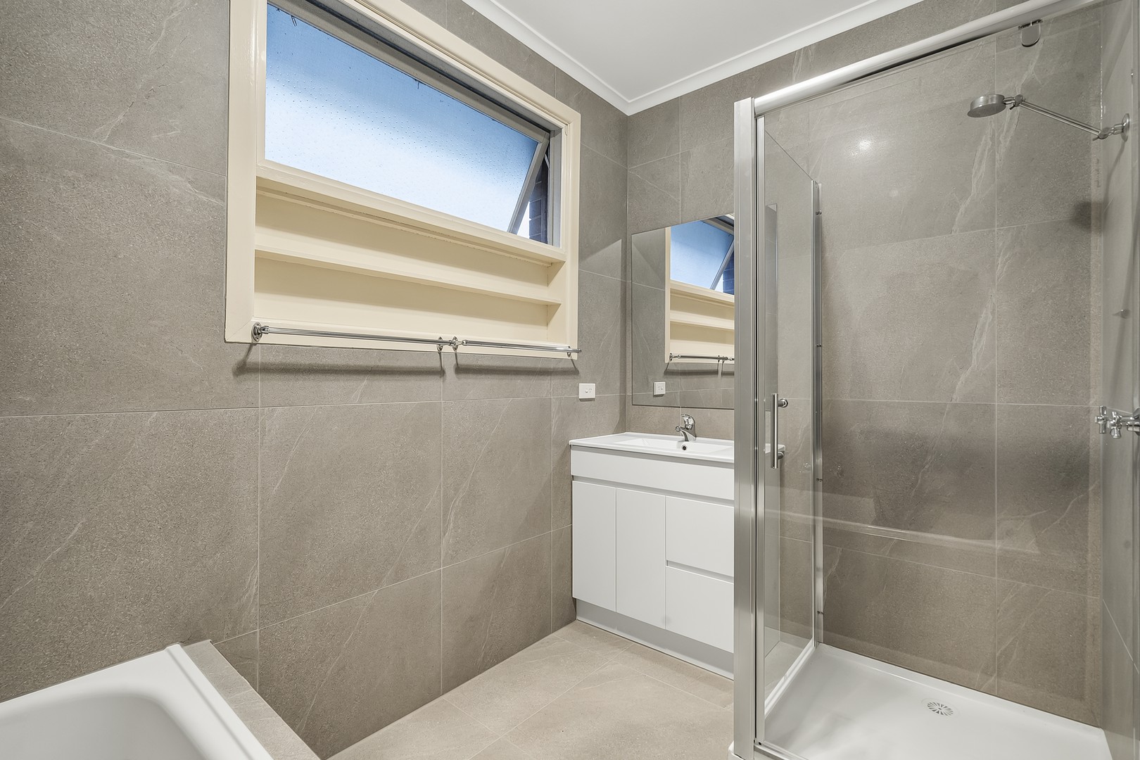 2 Thomas Street, Doncaster East, VIC 3109 - Thumbnail 1 - 04/08/2026