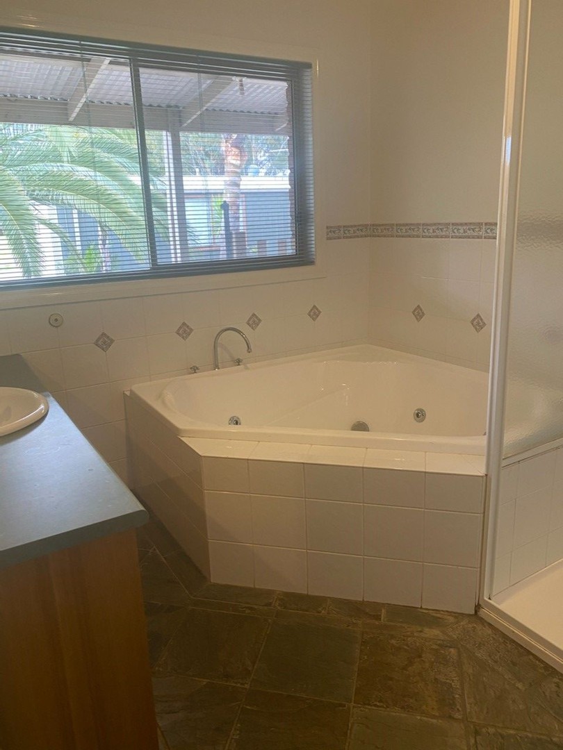 2 Thomson Park Drive, Whittlesea, VIC 3757, Whittlesea - Thumbnail 5