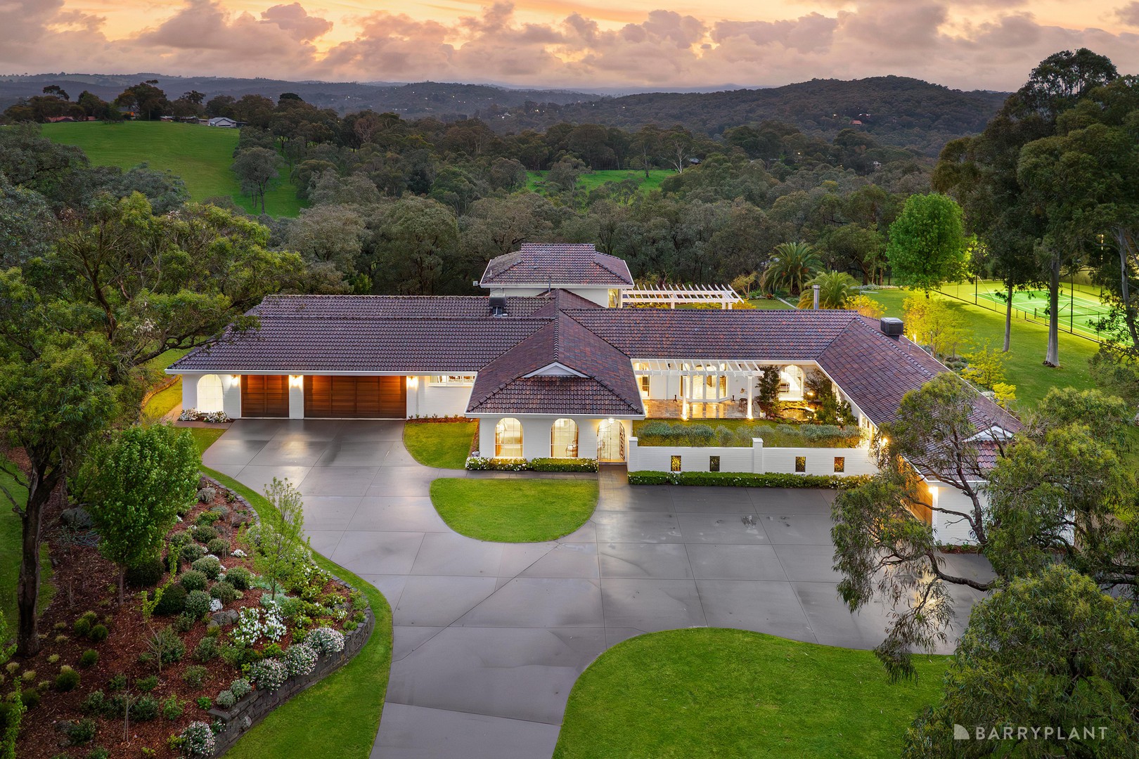 2 Timbertop Ridge, Warrandyte, VIC 3113 - Thumbnail 2 - 24/04/2026