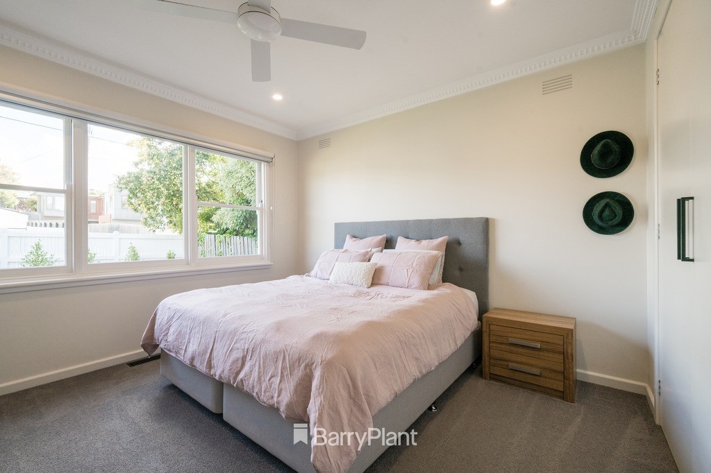 2 Tiverton Street, Belmont, VIC 3216, Belmont - Thumbnail 4