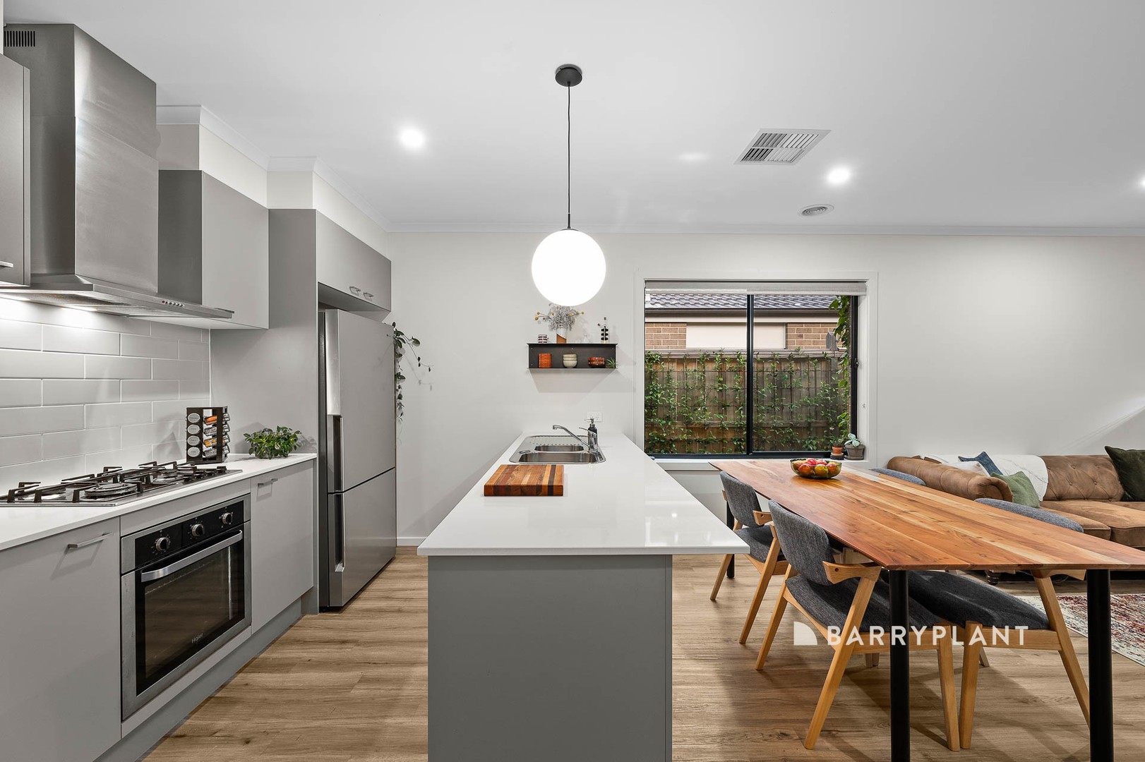 2 Tryfan Street, Officer, VIC 3809, Officer - Thumbnail 2
