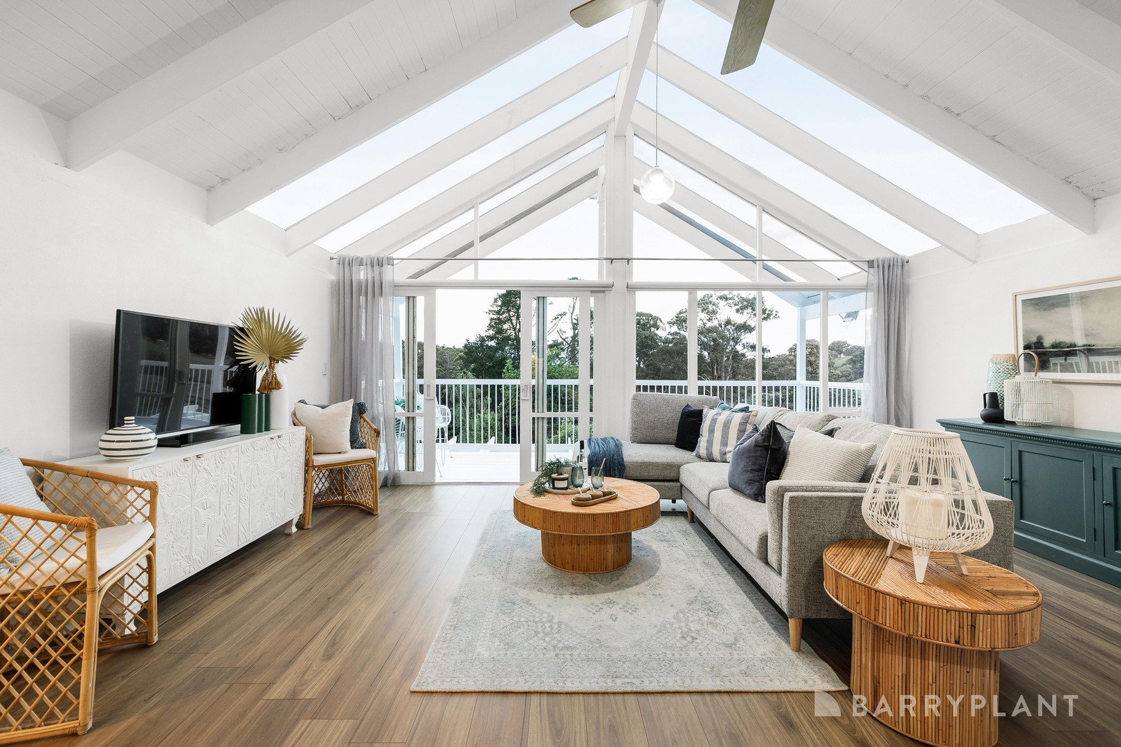 2 Valerie Drive, Wonga Park, VIC 3115 - Thumbnail 2 - 22/10/2026