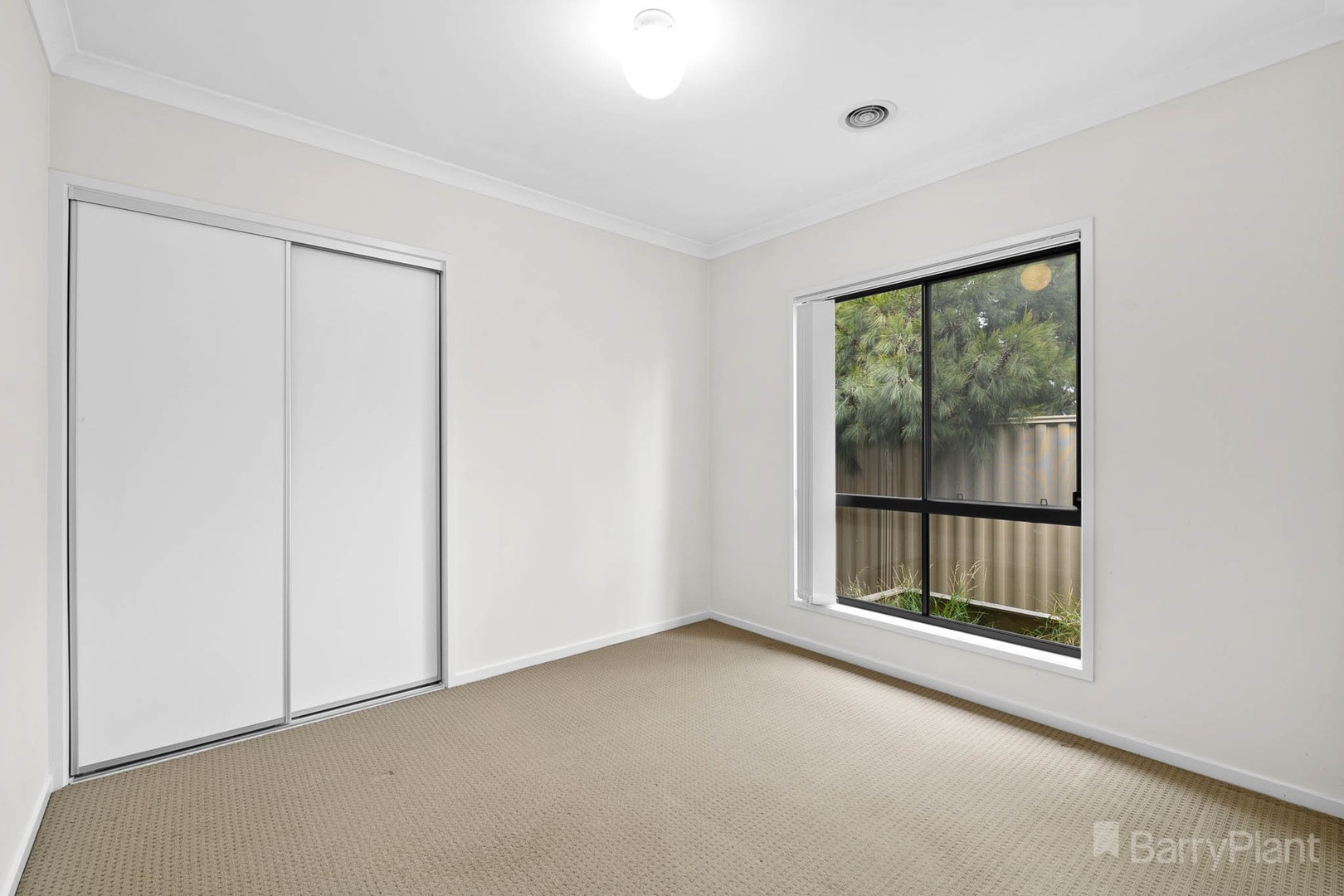 2 Webb Court, Pakenham, VIC 3810, Pakenham - Thumbnail 7