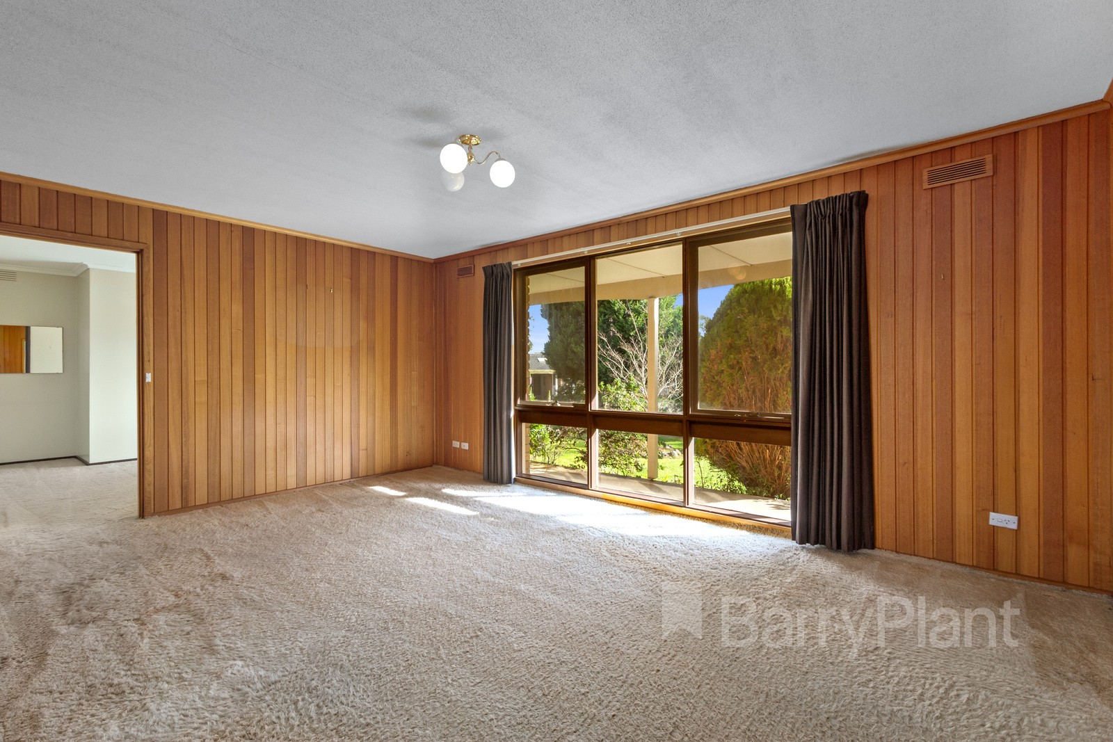 2 Whitehaven Street, Wantirna, VIC 3152, Wantirna - Thumbnail 2