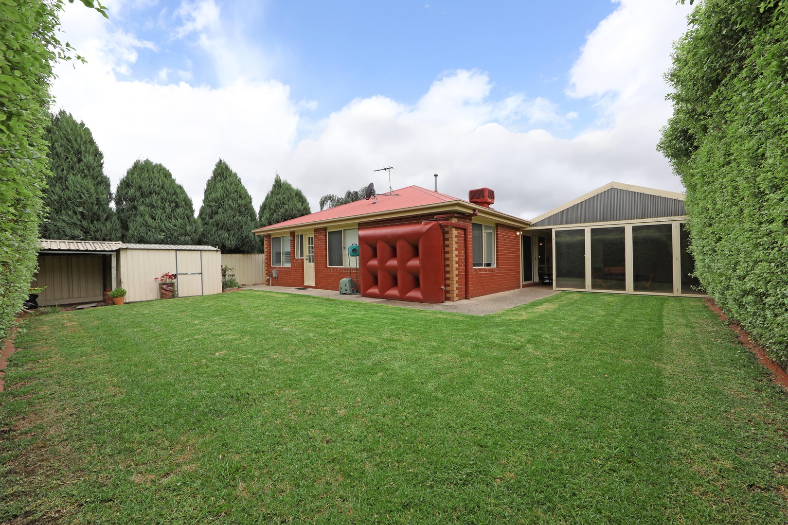 2 Whitton Court, Rowville, VIC 3178, Rowville - Thumbnail 2