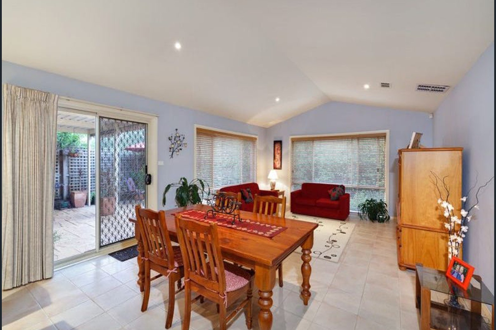 2 Willow Road, Upper Ferntree Gully, VIC 3156, Upper Ferntree Gully - Thumbnail 4
