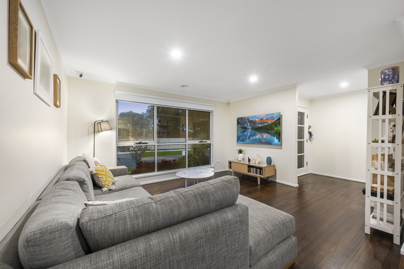 2 Wimmera Crescent, Keilor Downs, VIC 3038, Keilor Downs - Thumbnail 2