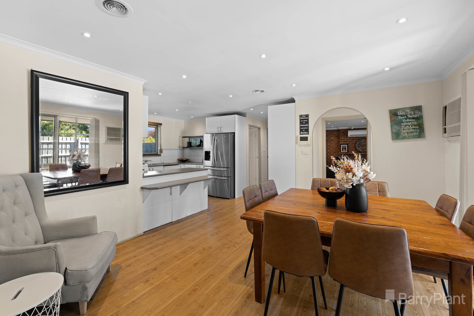 2 Winnie Court, Narre Warren, VIC 3805, Narre Warren - Thumbnail 4