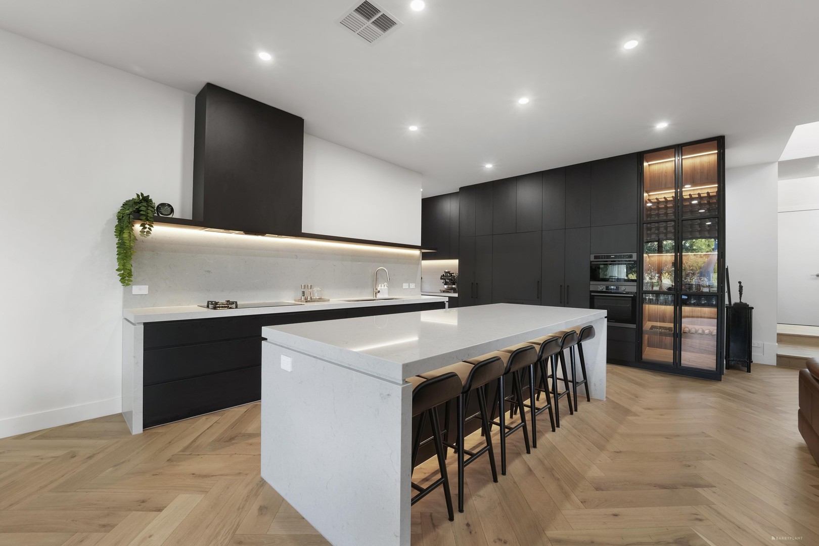 2 Wirreanda Court, Blackburn, VIC 3130, Blackburn - Thumbnail 3