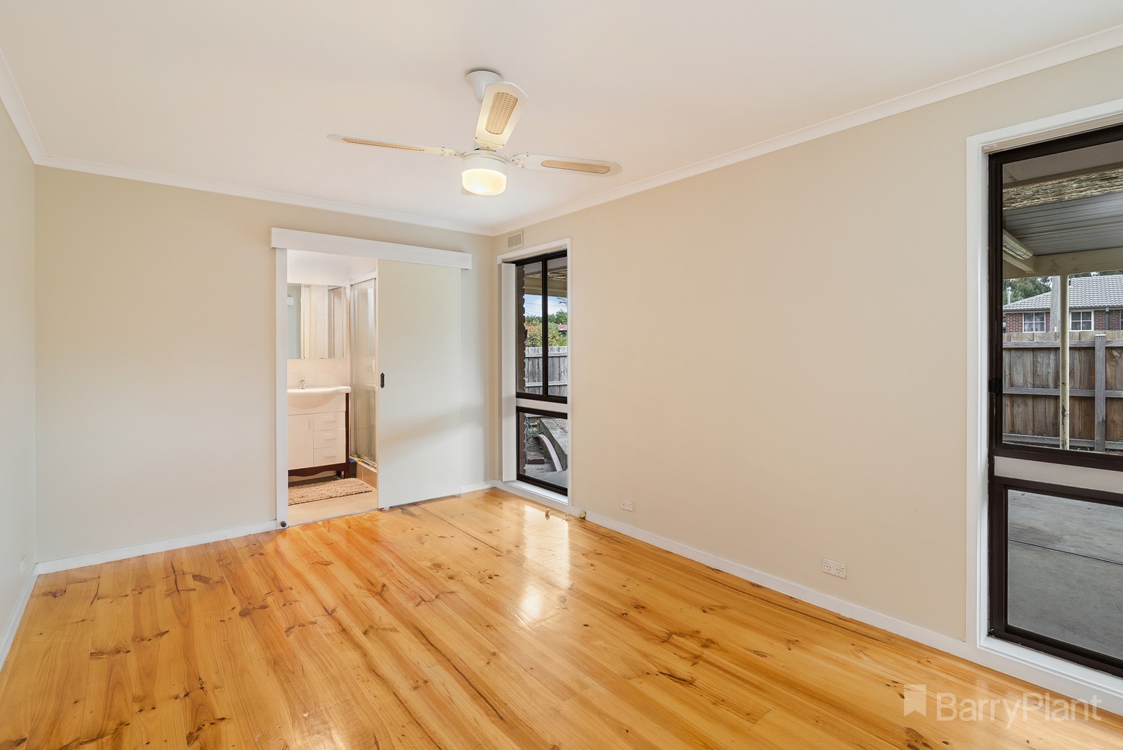 2 Withers CloseSunbury, VIC 3429, Sunbury - Thumbnail 5