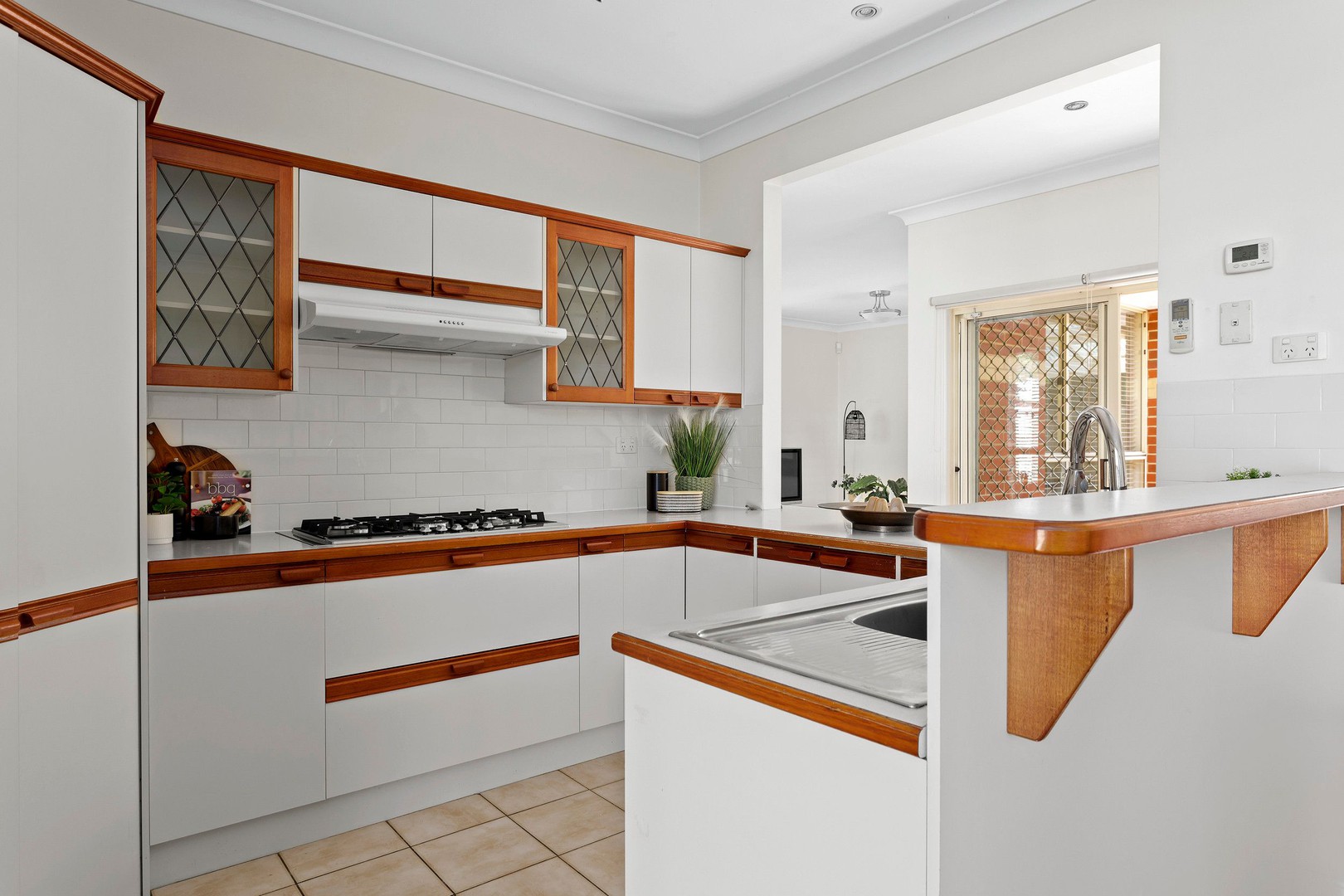 2 Woodfull CourtKeilor East, VIC 3033, Keilor East - Thumbnail 3
